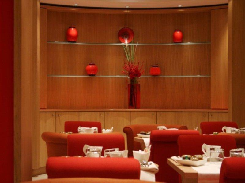 เวสต์ไซด์ อาร์ค เดอ ทริยอมฟ์ โฮเทล Hotel ปารีส ร้านอาหาร รูปภาพ
