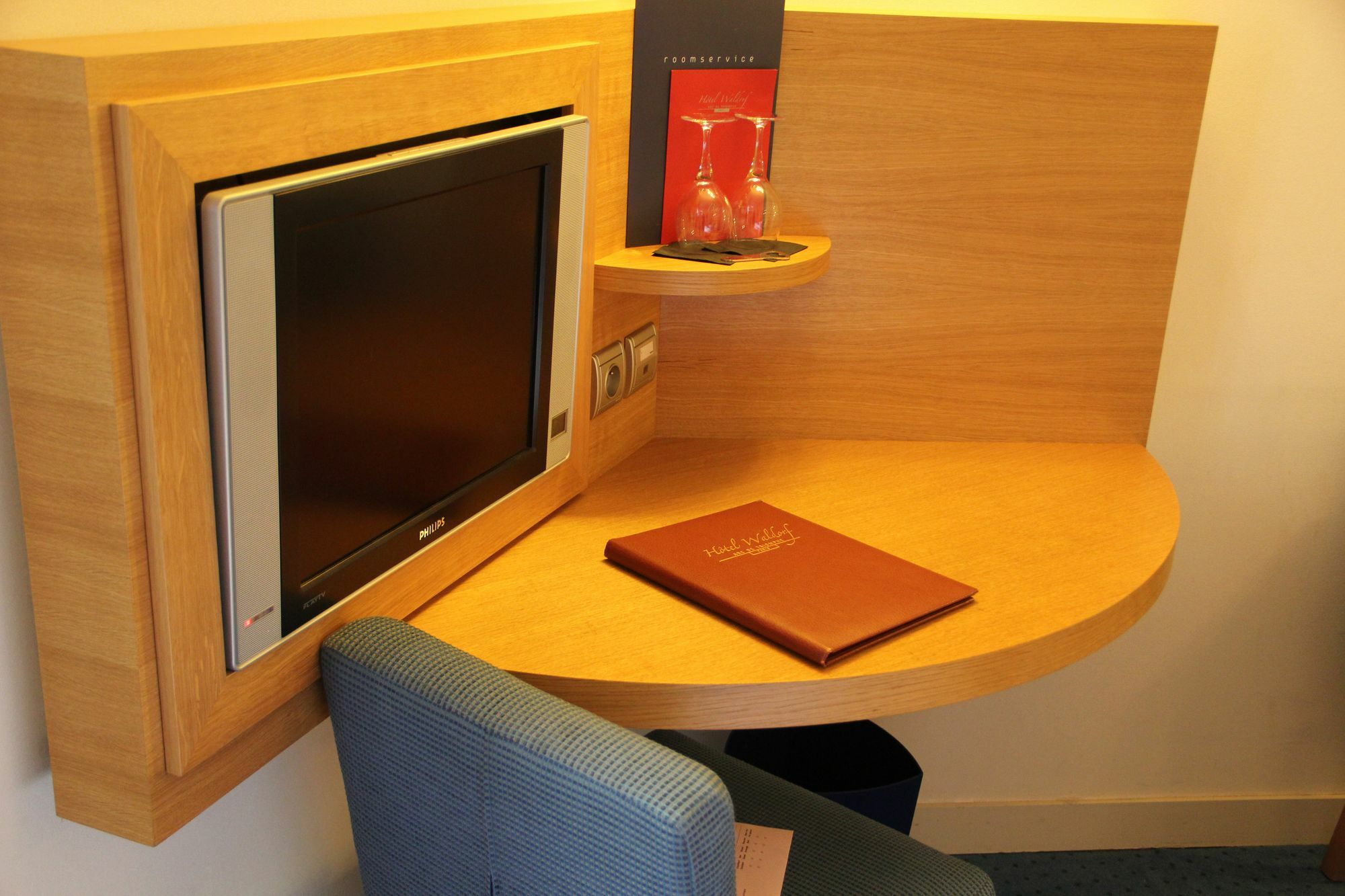 เวสต์ไซด์ อาร์ค เดอ ทริยอมฟ์ โฮเทล Hotel ปารีส ภายนอก รูปภาพ